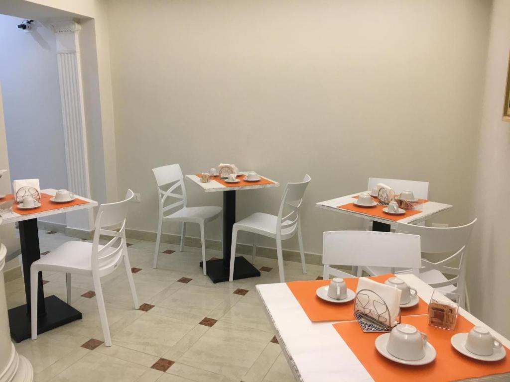 Donna Vicenza Bed & Breakfast - 4