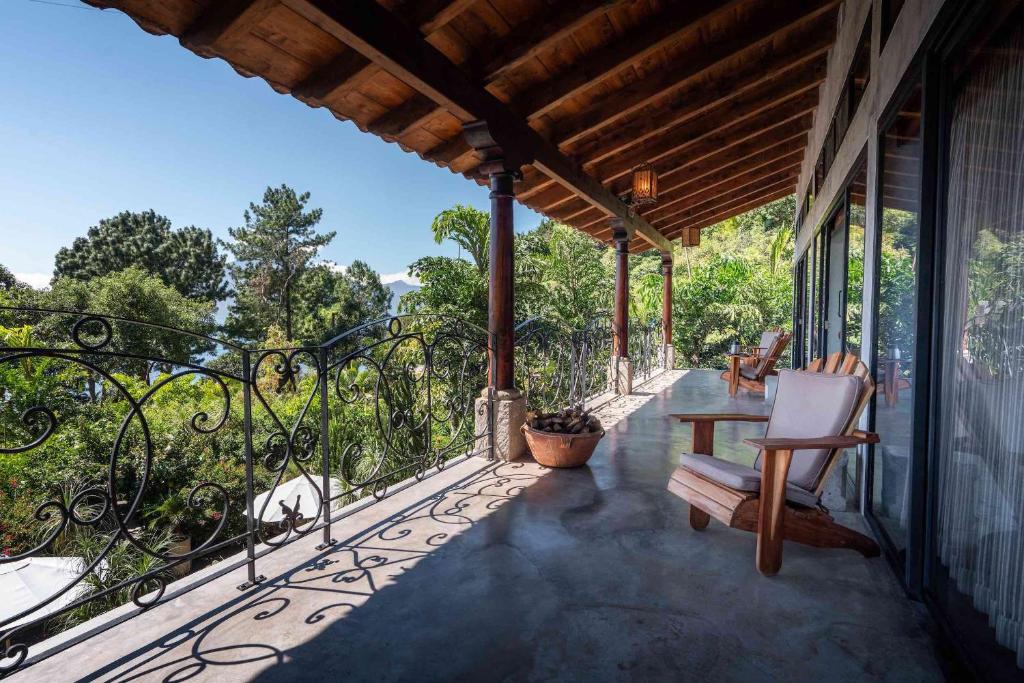 Balcony/terrace, Casa Prana Hotel in Atitlan in Santa Cruz la Laguna