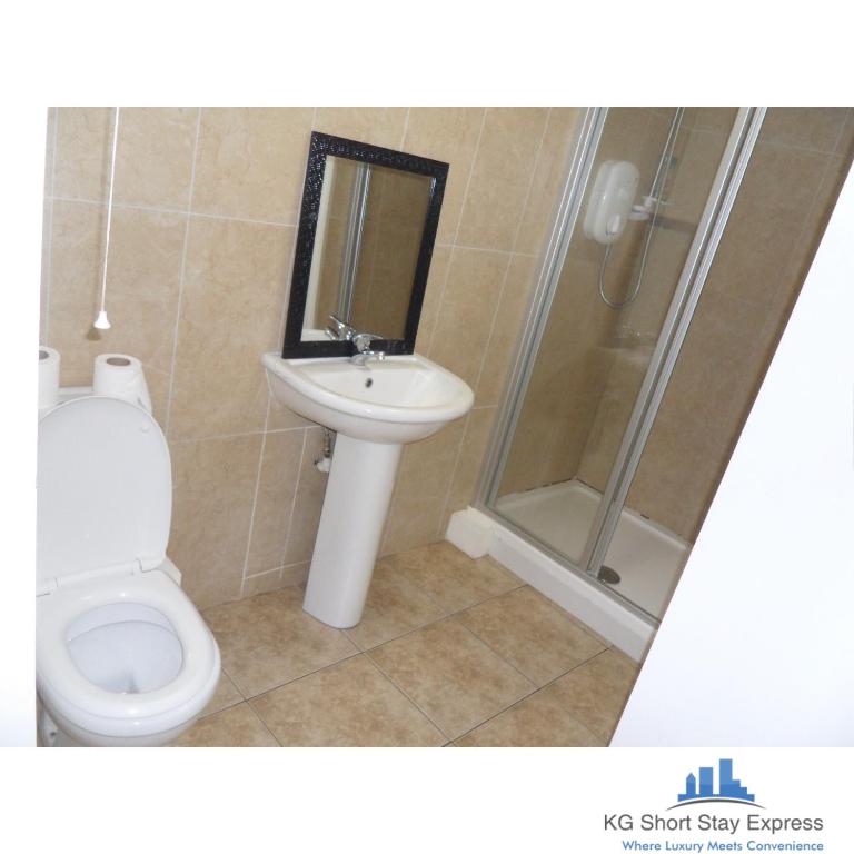 KG Short Stay Express Luxury Apartments photo