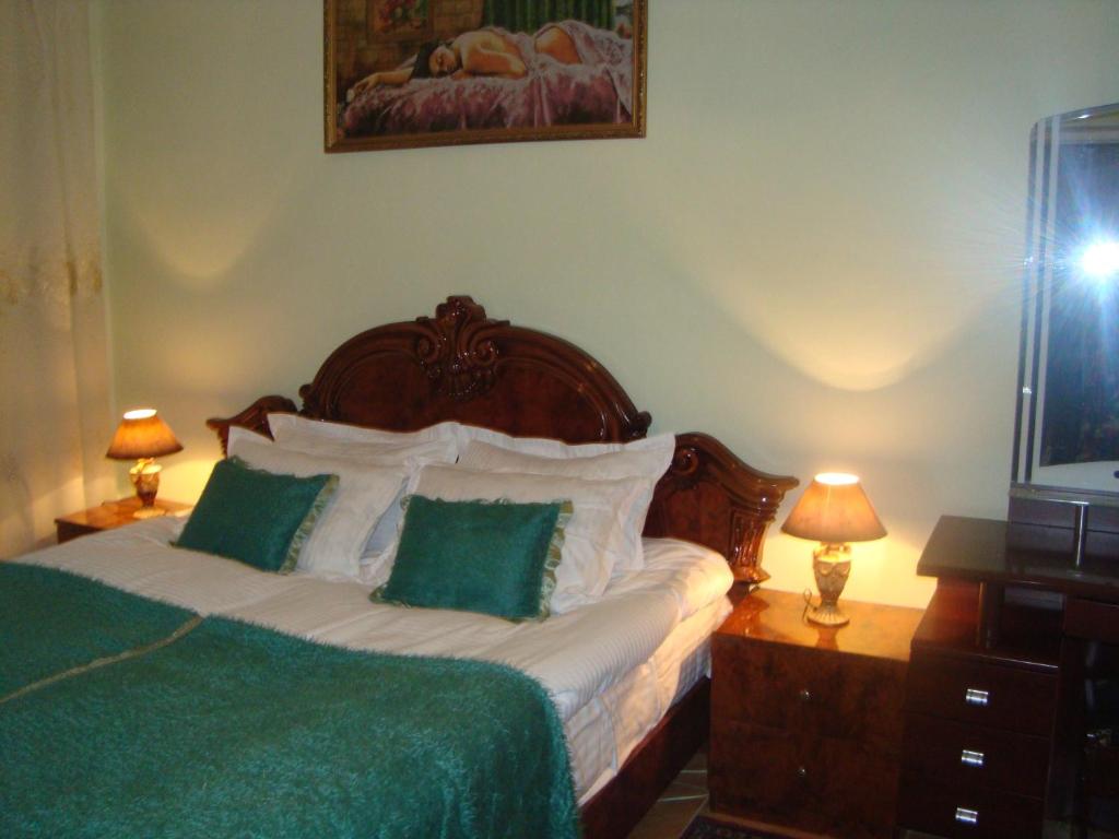 Lux Apartment photo