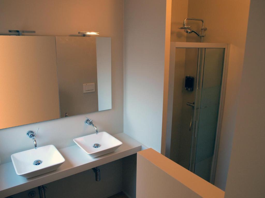 Cosmopolitan Central Rooms photo