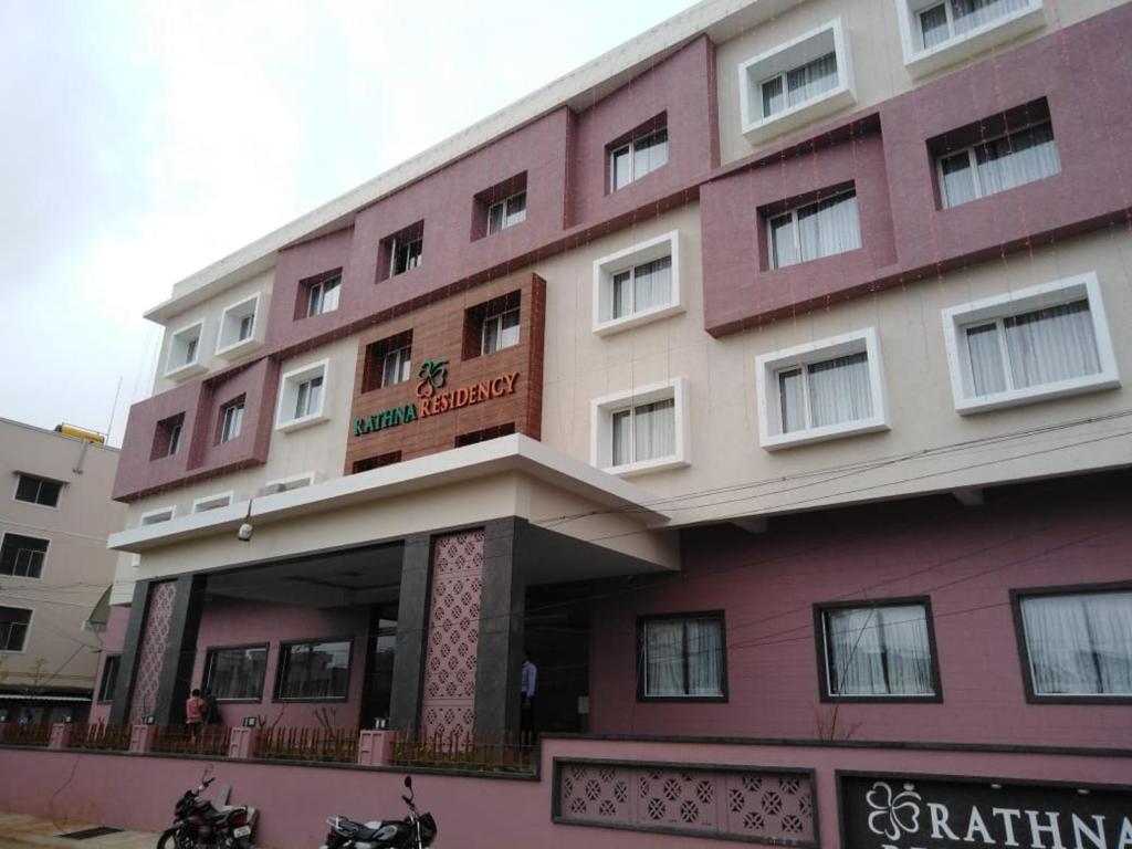 Rathna Residency — Hotel in Erode