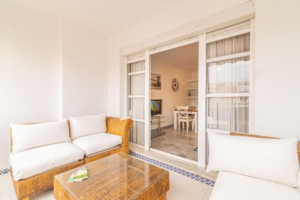 Well-located 3BDR Apartment in Fuengirola - 5