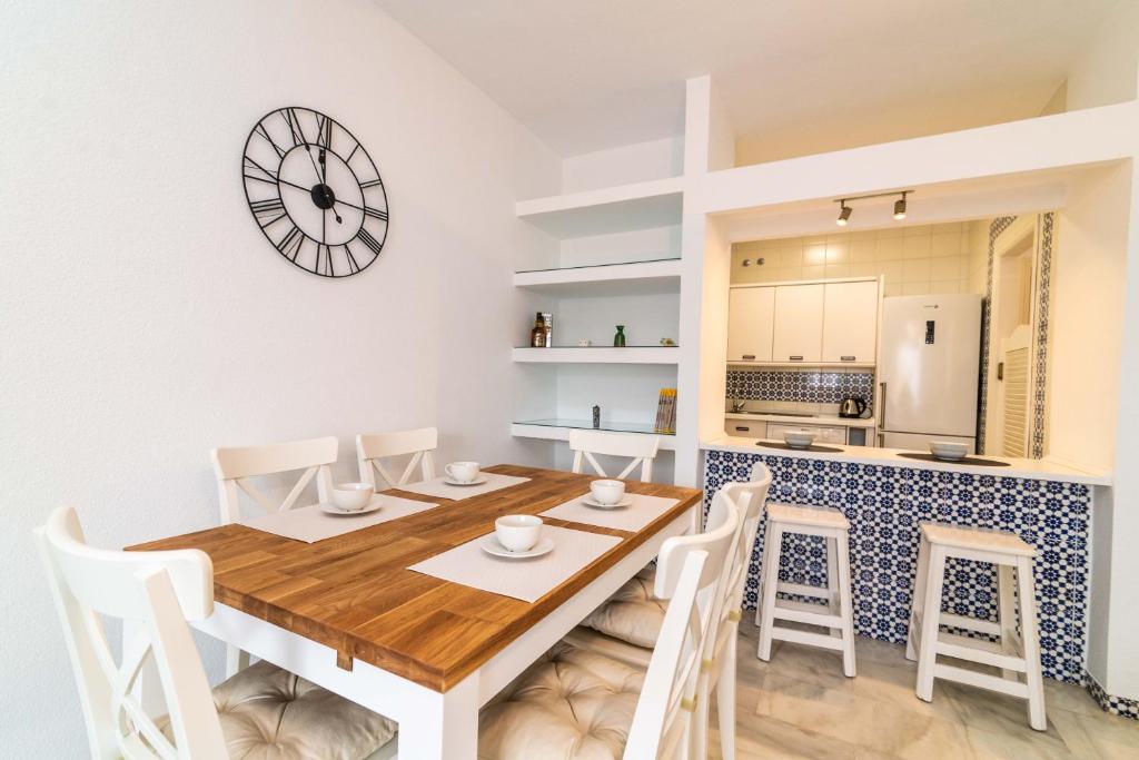 Well-located 3BDR Apartment in Fuengirola - 4