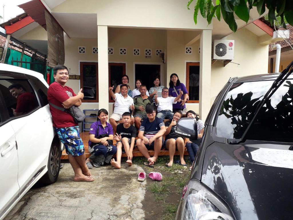Fajar Home Stay Batukaras — Hotel in Pangandaran