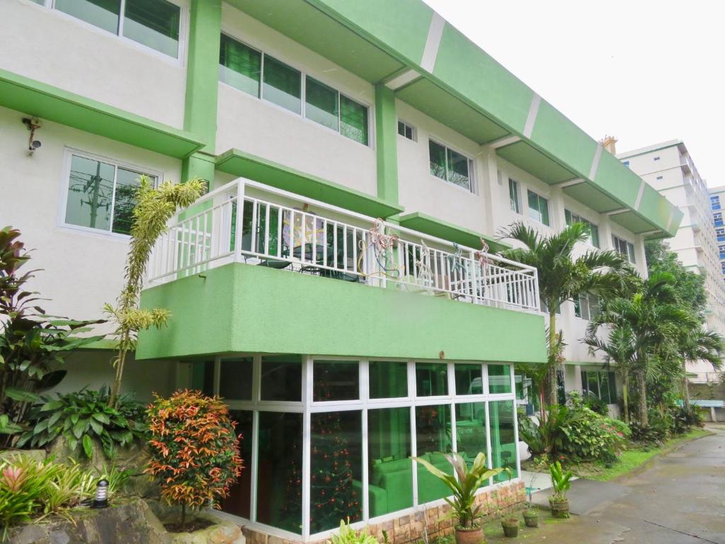 All Care Bed and Breakfast — Hotel in Tagaytay