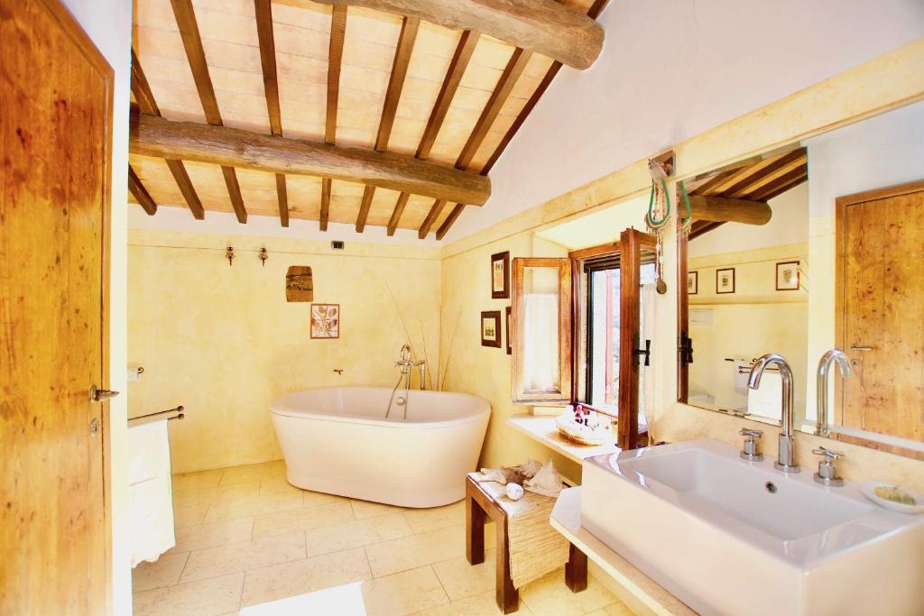 Borgo Solamore photo