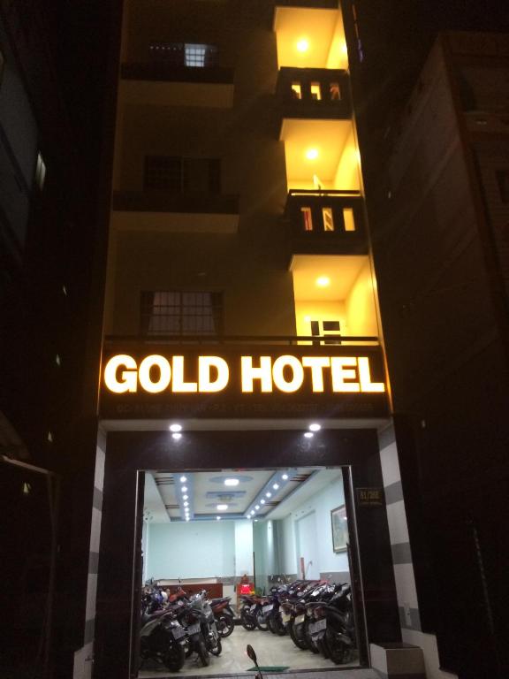 ゴールド ホテル (GOLD HOTEL)