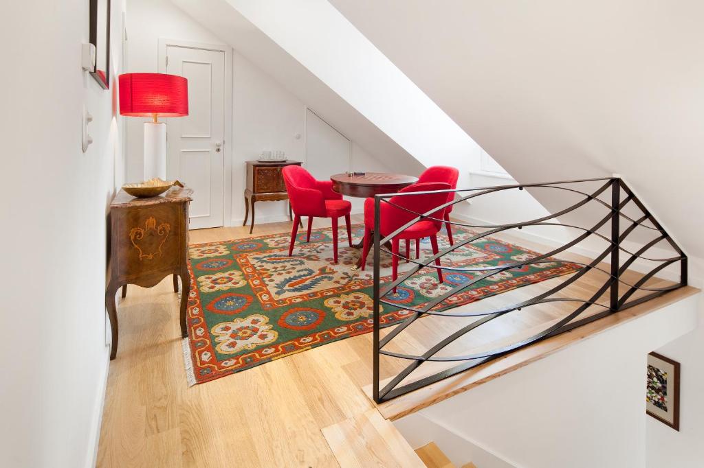 Lisbon Rentals Chiado photo