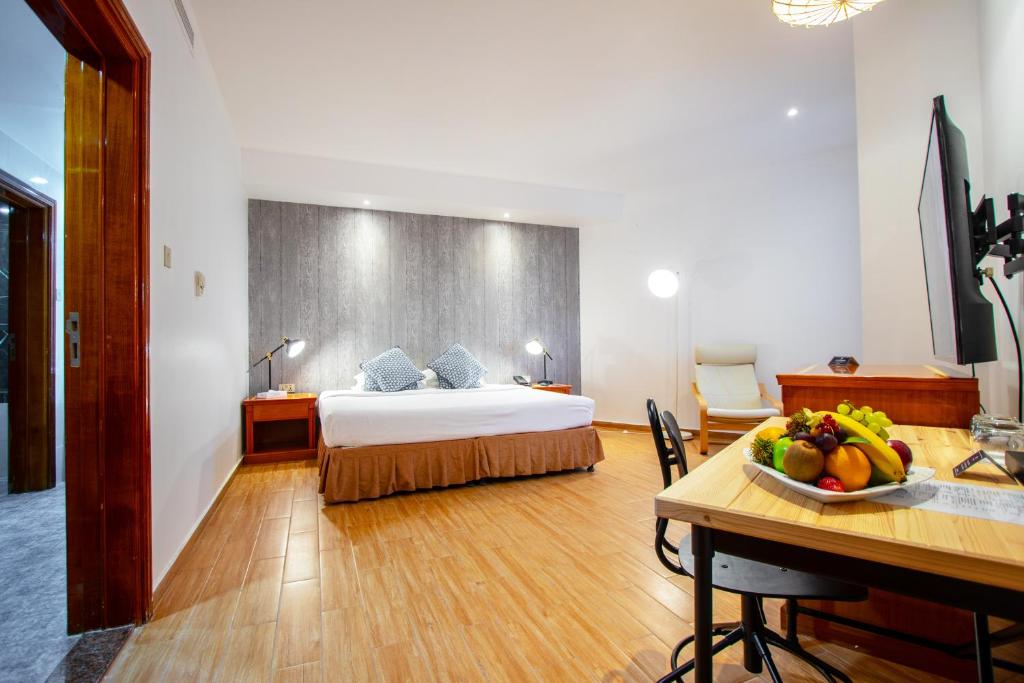 BM Beach Hotel — Hotel rooms in Ras al Khaimah