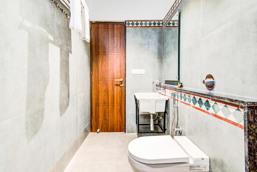 FabHotel Sanctuary Suites photo