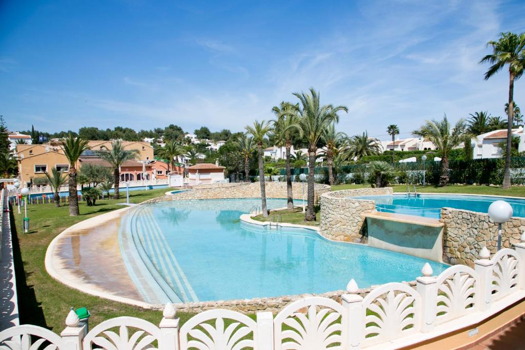 Aparthotel Bahia Pinosol photo