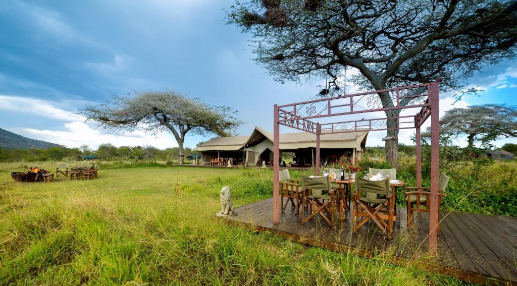 Asanja Africa Luxury Tent photo