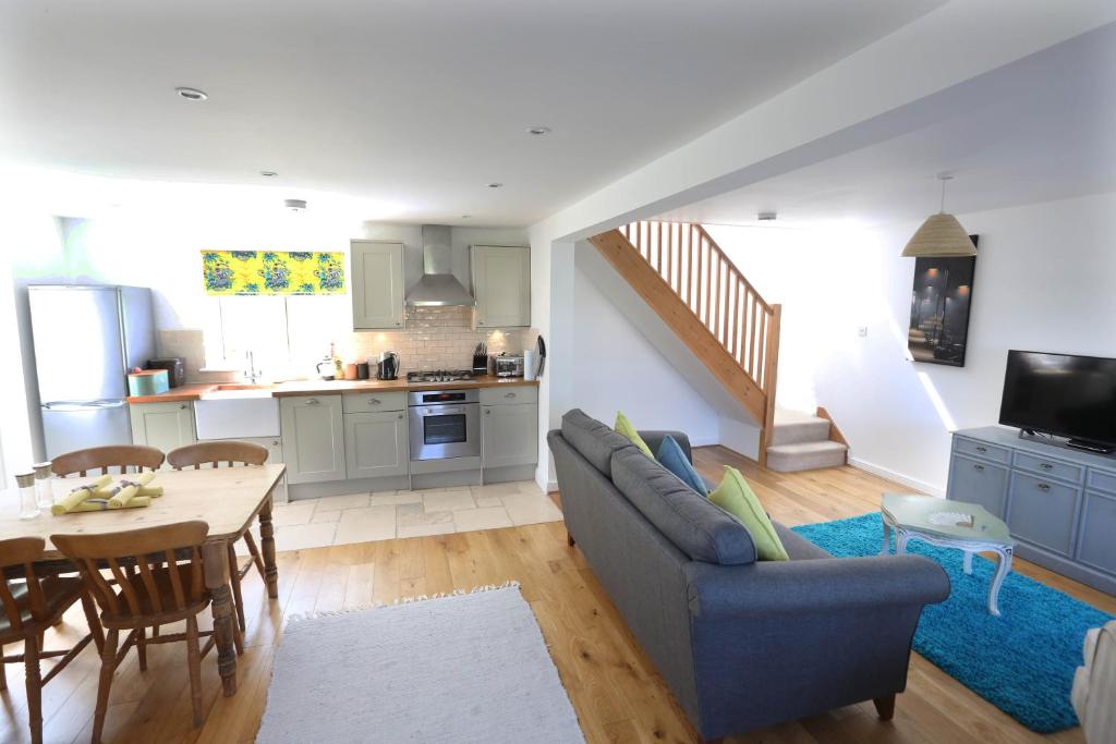 4a Dolphin Close — Hotel in Lyme Regis