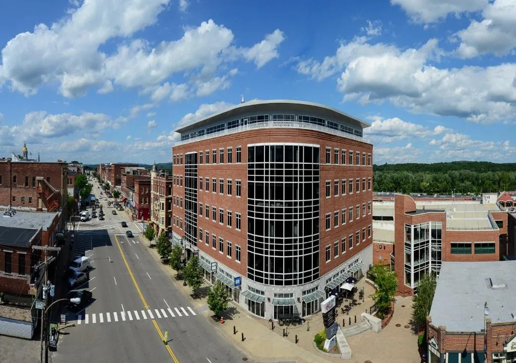 The Hotel Concord, hotel in Concord