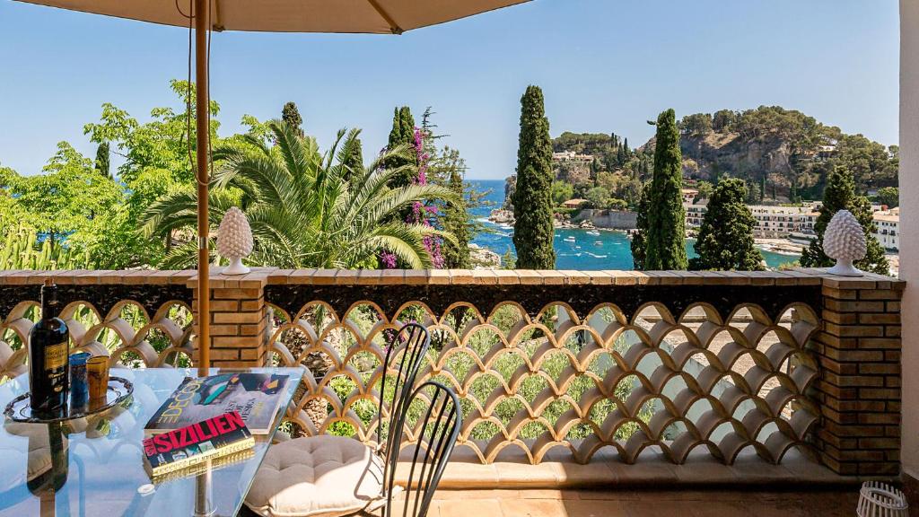 La Matrangela Charme Apartments — Hotel in Taormina