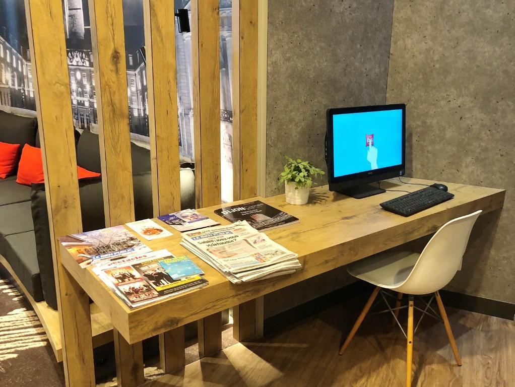 Ibis budget Dijon Centre Clemenceau photo