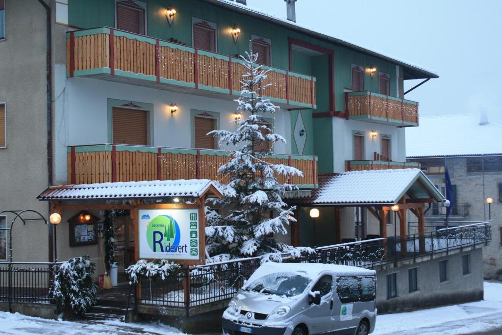 Locanda Ridevert — Hotel in Tione di Trento