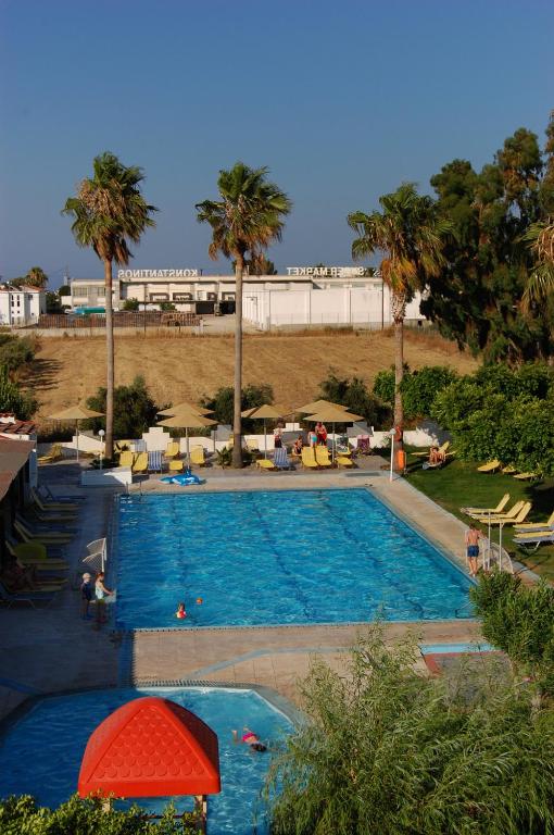 ILIOS K Village Resort — Swimming pool in Tigaki, South Aegean