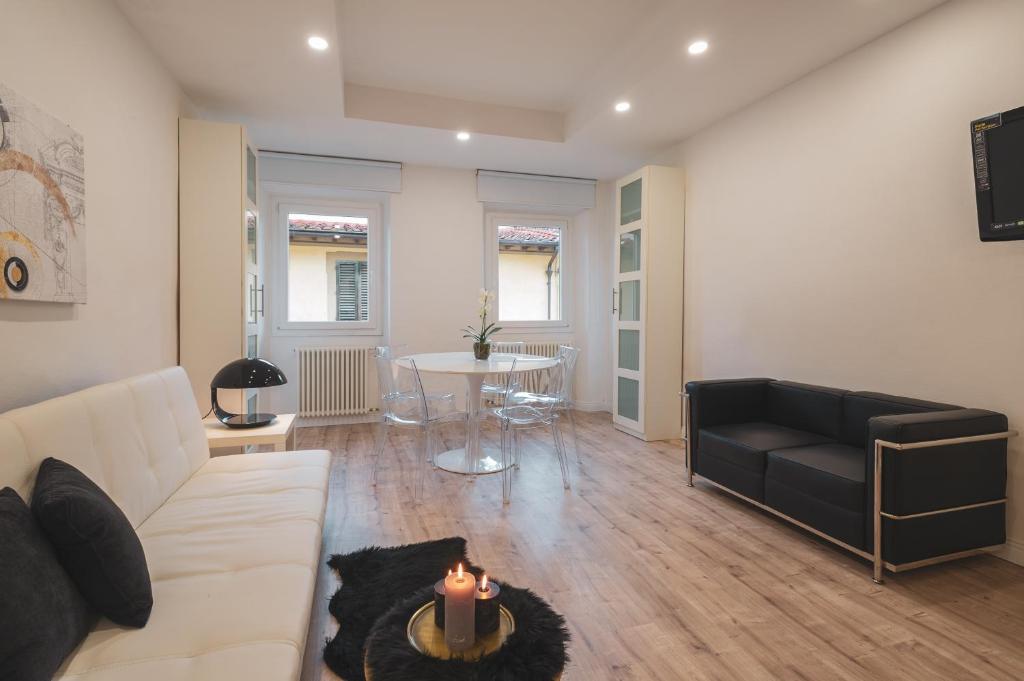 Apartments Florence Charming Fossi — Hotel in Florence