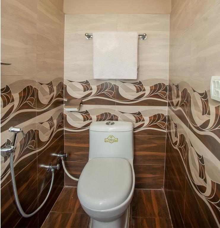 OYO 168 Divine Guest House photo
