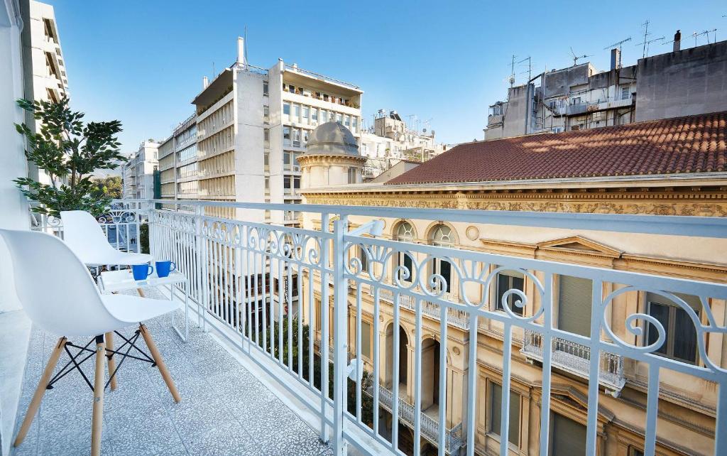 Chloe Boutique Apartments Metropolis photo