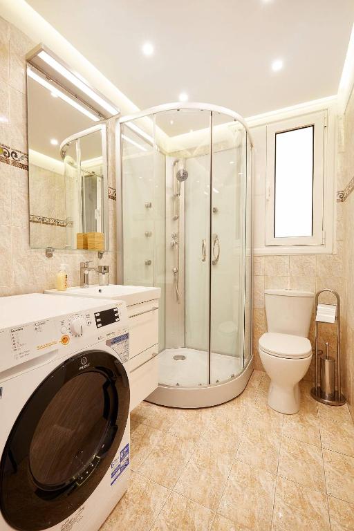 Chloe Boutique Apartments Metropolis photo