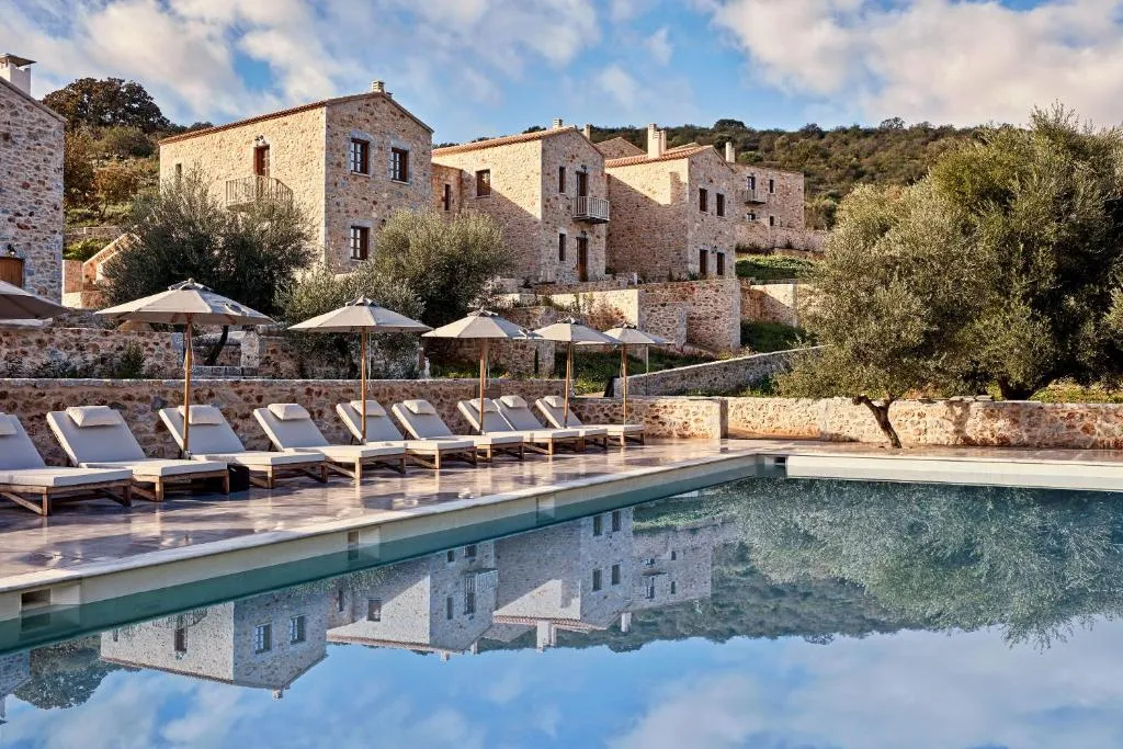 100 Rizes Seaside Resort- Small Luxury Hotels of the World, hotel in Gythio