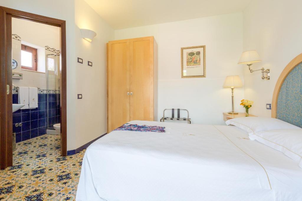 Eros Hotel photo
