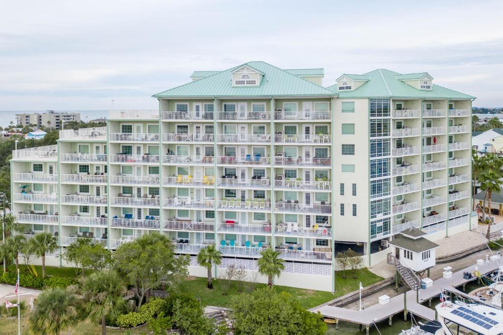 Harbourside at Marker Condos photo
