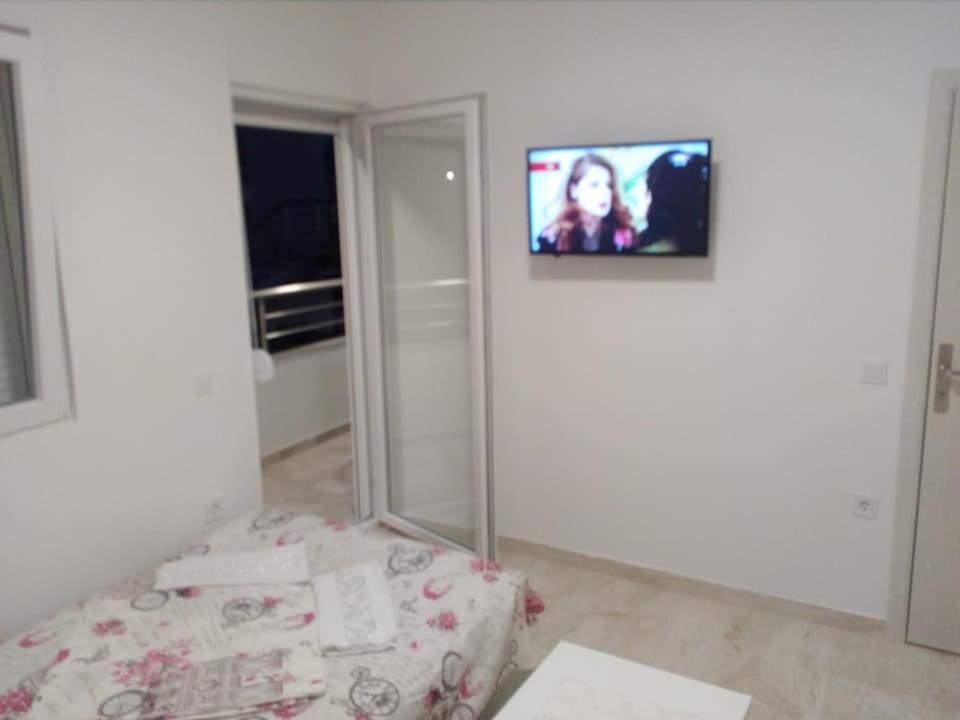 Apartmani M&V - 4