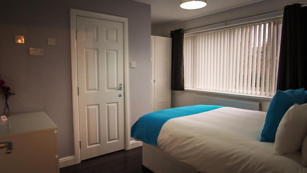 Ur City Pad - 4 bedrooms - 4 bathrooms - Somerset House photo