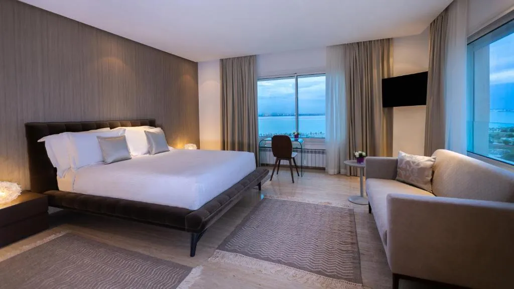 ADAM Hotel Suites，位于突尼斯的酒店