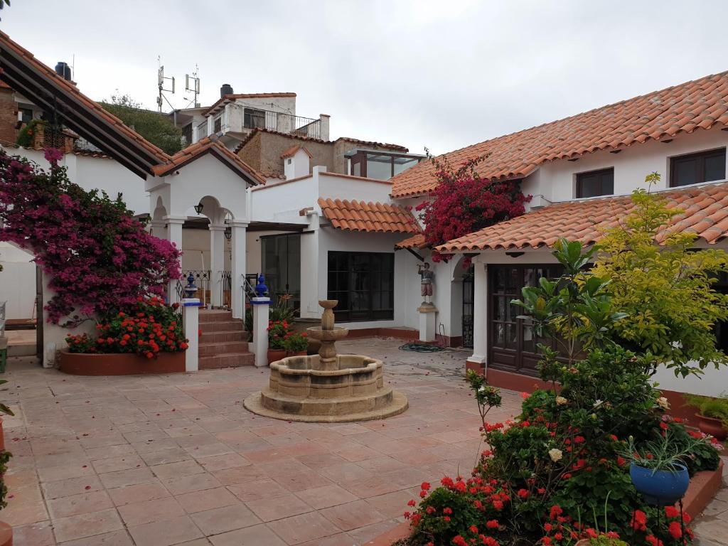 El Jardin De Su Merced B&B photo