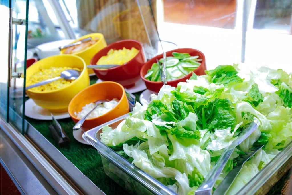 อาหารและเครื่องดื่ม