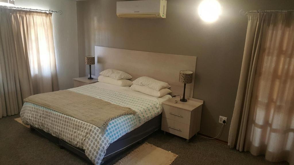 12 On Vaal Drive Guesthouse photo
