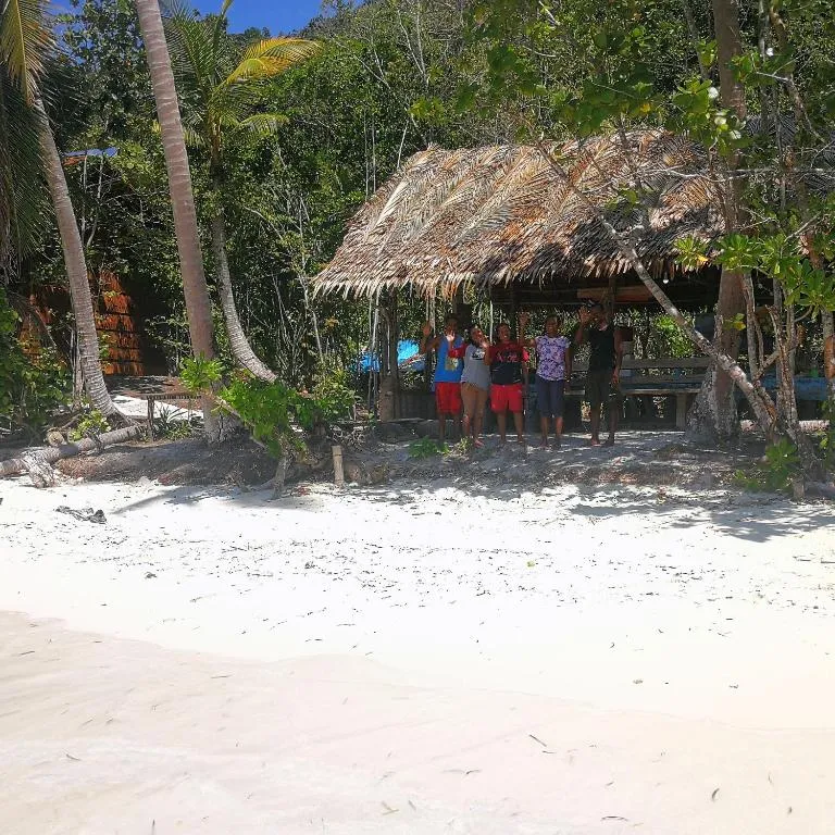 Turtle Dive Homestay, hotel v destinaci Kri
