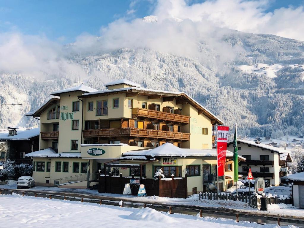 Hotel Alpina - 2