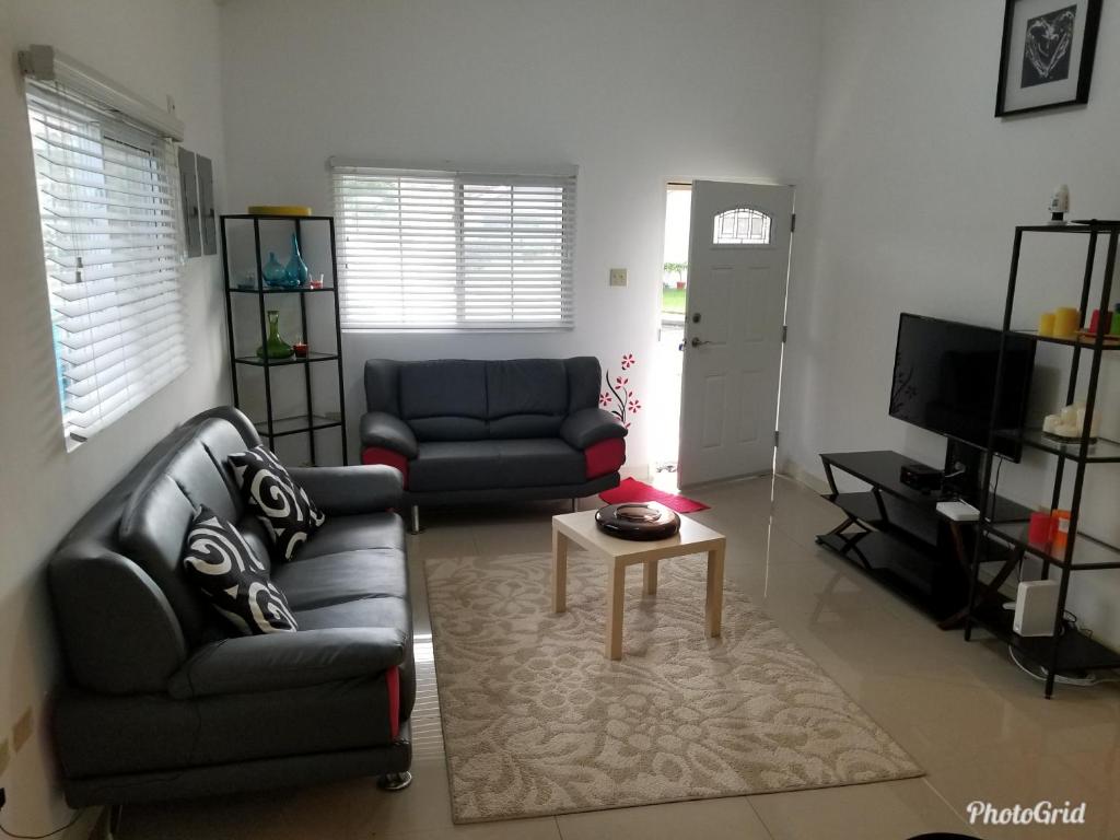 Portmore Apartments for Rent, Jamaica price from 26 of Hotels