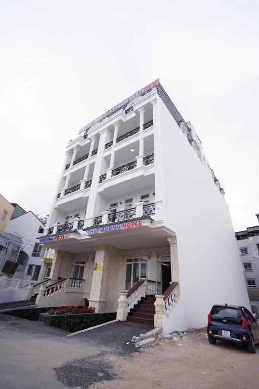 Khách sạn Thùy Dương