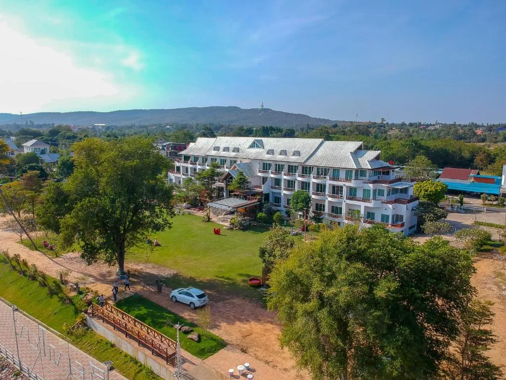 Vieng Khong Hotel, hotel v destinaci Mukdahan