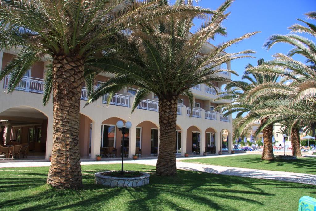 Zakantha Beach — Hotel building in Argassi, Ionian Islands