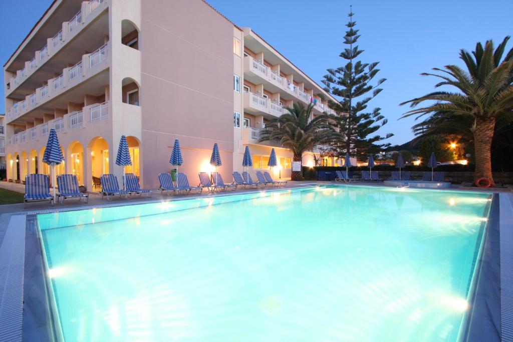 Zakantha Beach — Swimming pool in Argassi, Ionian Islands