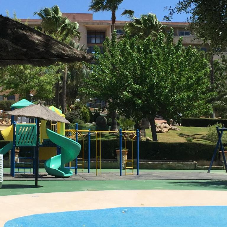 Hotel Club Cala Romani — Calas de Mallorca, Balearic Islands