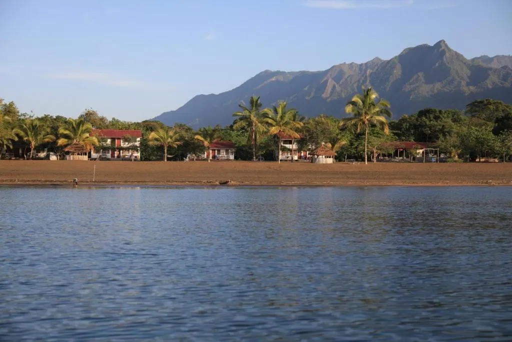 Matema Lake Shore Resort, hotel in Matema Beach