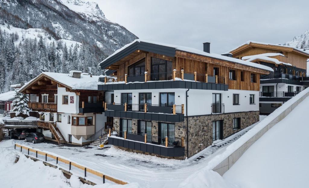 A CASA Rubin Chalet & Studio Resort - 2
