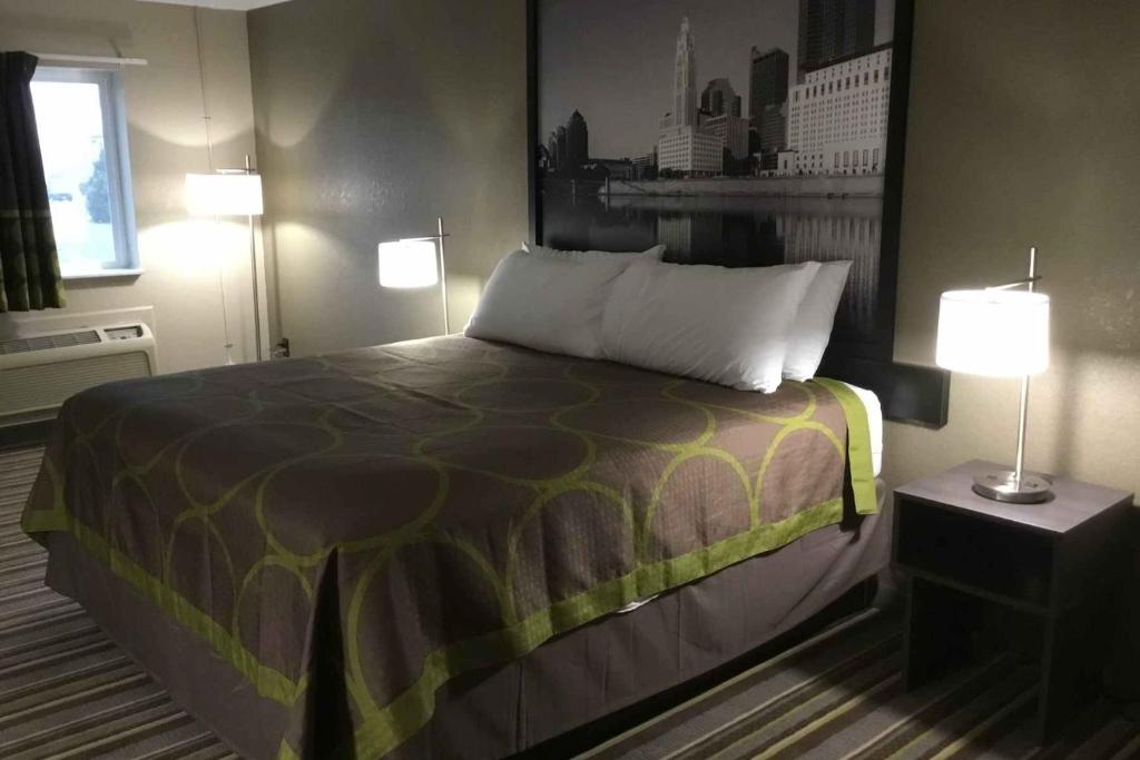 Super 8 by Wyndham Sidney photo