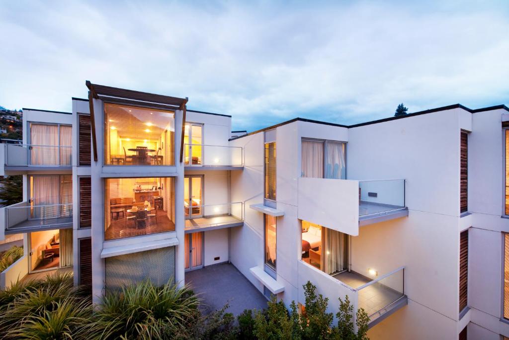 Scenic Suites Queenstown photo
