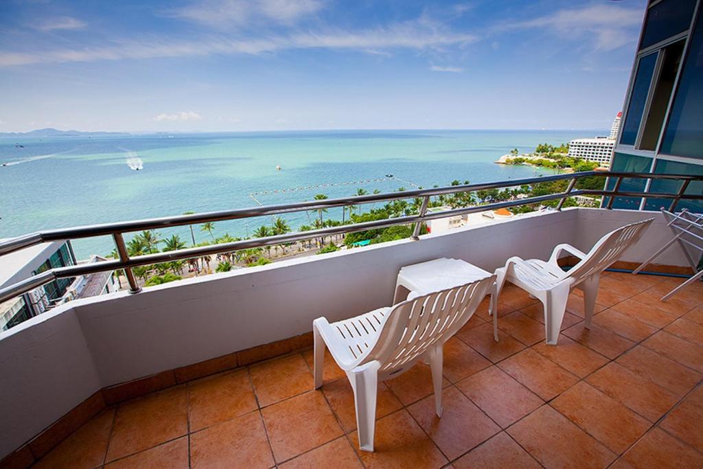View, Markland Beach View in Pattaya
