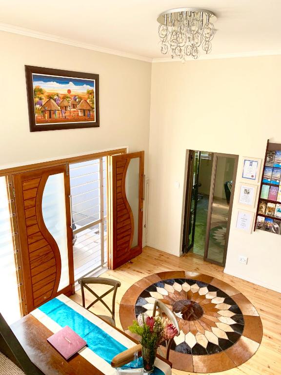 フロント・ロビー